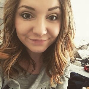 Meet your Posher, Allyson